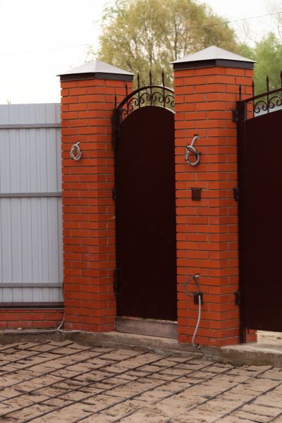 Brick Columns Installation in San Mateo